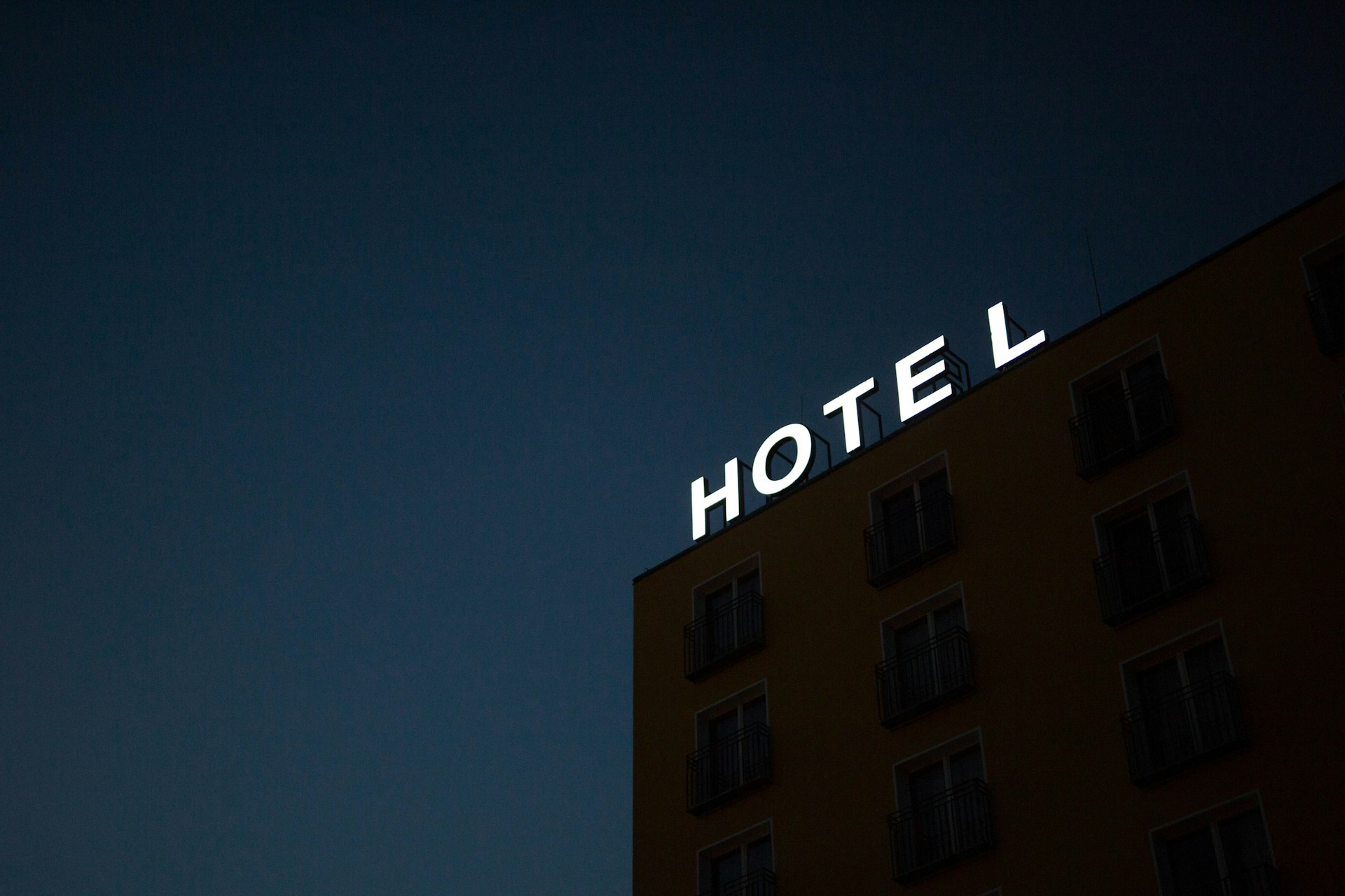 Early Booking Discount